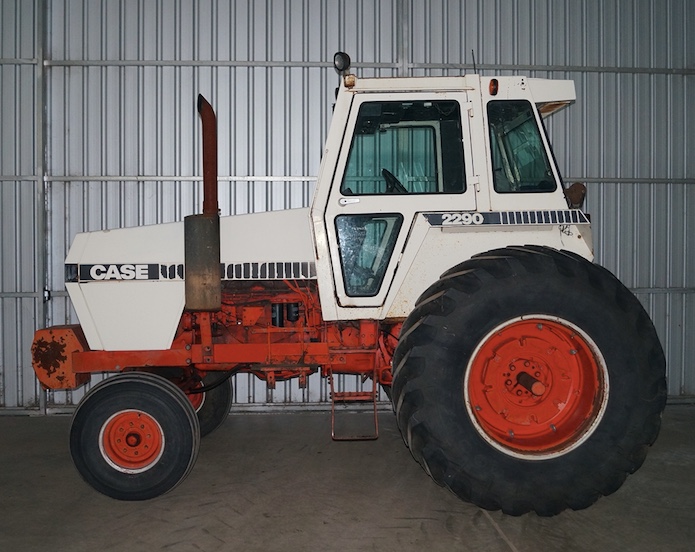 Case 2290 Tractor Machinery & Equipment Tractors For Sale